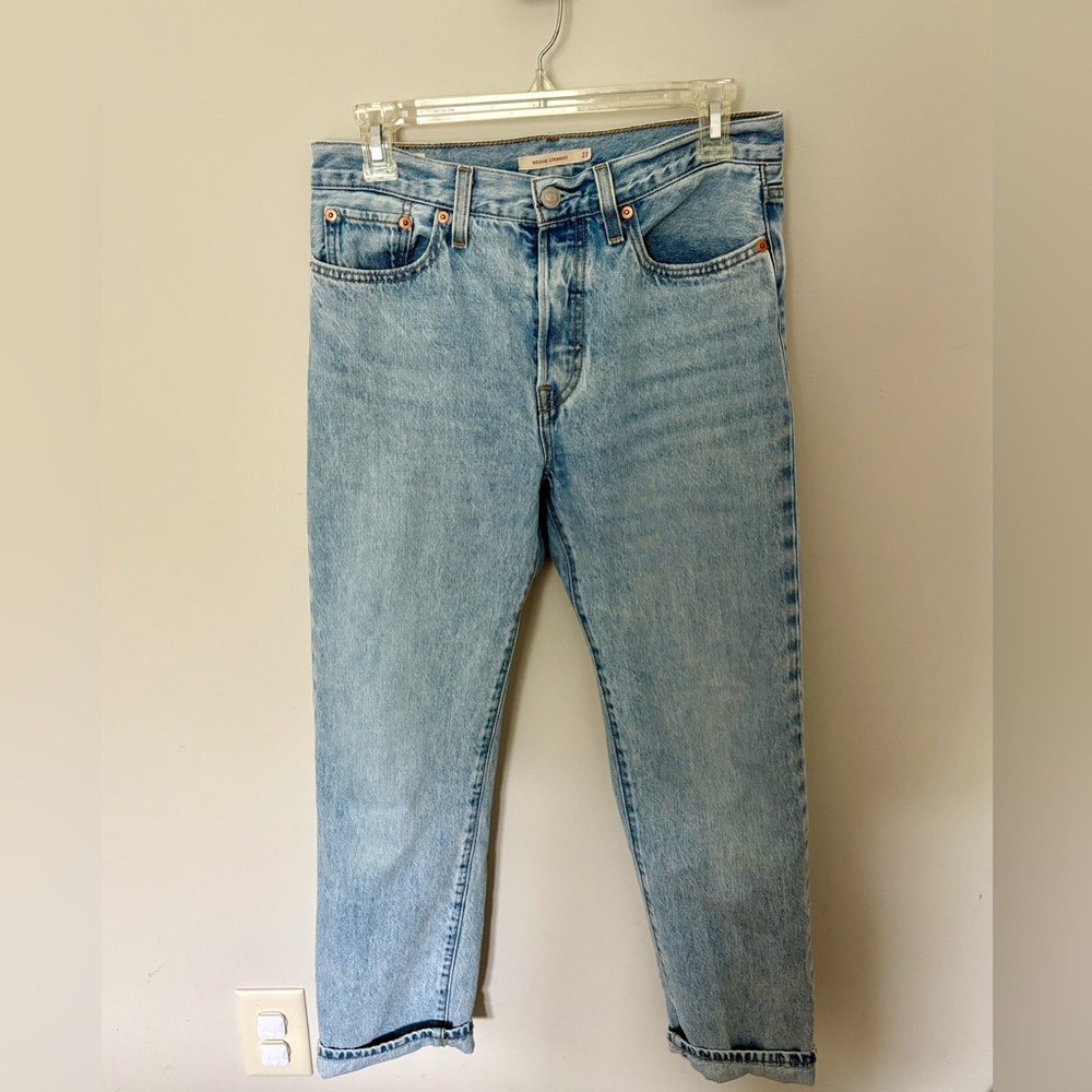 Levi’s Wedgie Straight Jean - like new